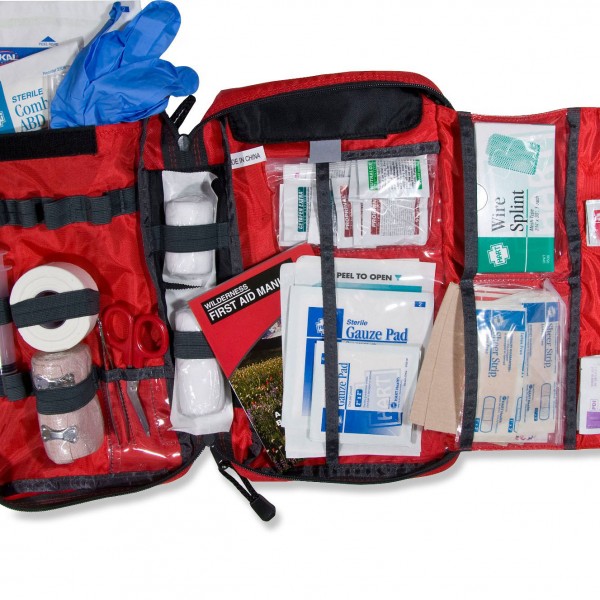 1firstaid kit