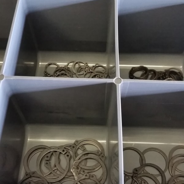 snap ring maybe